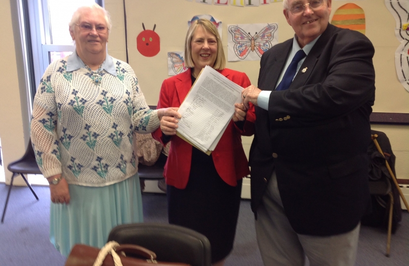 Fiona Bruce with a petition calling for no parking charges at Congleton War Memorial Hospital