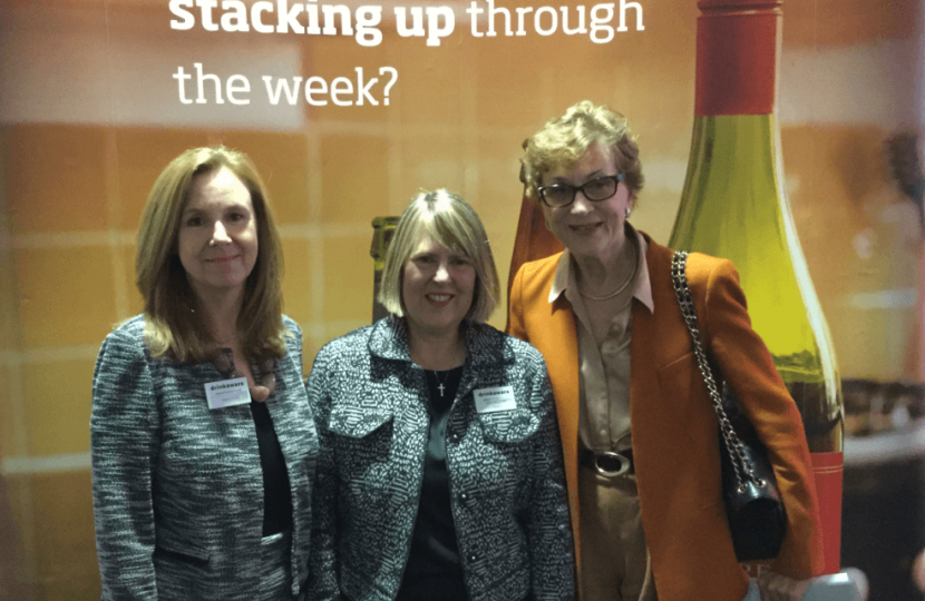 Fiona Bruce MP with Drinkaware CEO Elaine Hindel and Prof Dame Carol Black
