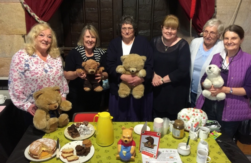 Fiona with Brereton Bear Committee